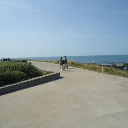 Apartment Studio Le Parc, 3 Min A Pied De La Mer Et Des Commerces *